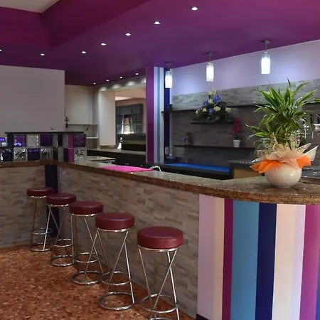 Hotel Lilia *